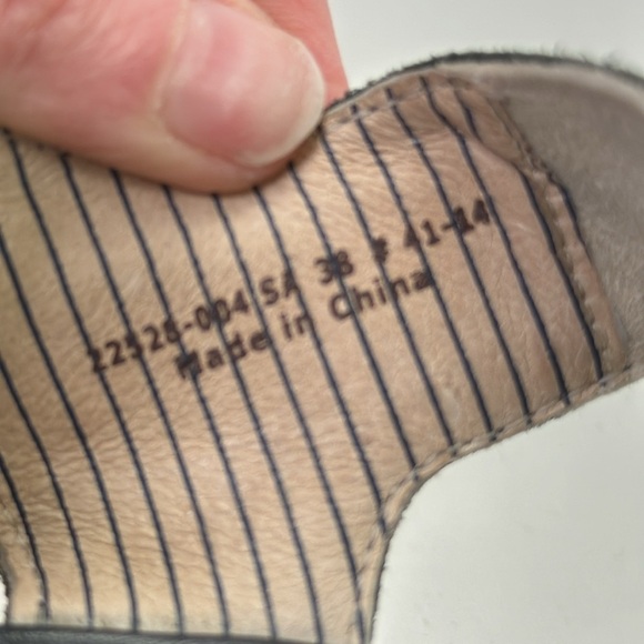 Maude by Camper navy open toe chunky heel sandal - Picture 11 of 12